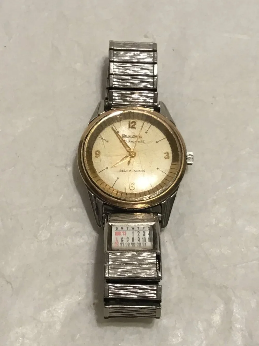Vintage 10K gold filled Bulova self-winding wristwatch 30 jewels still works